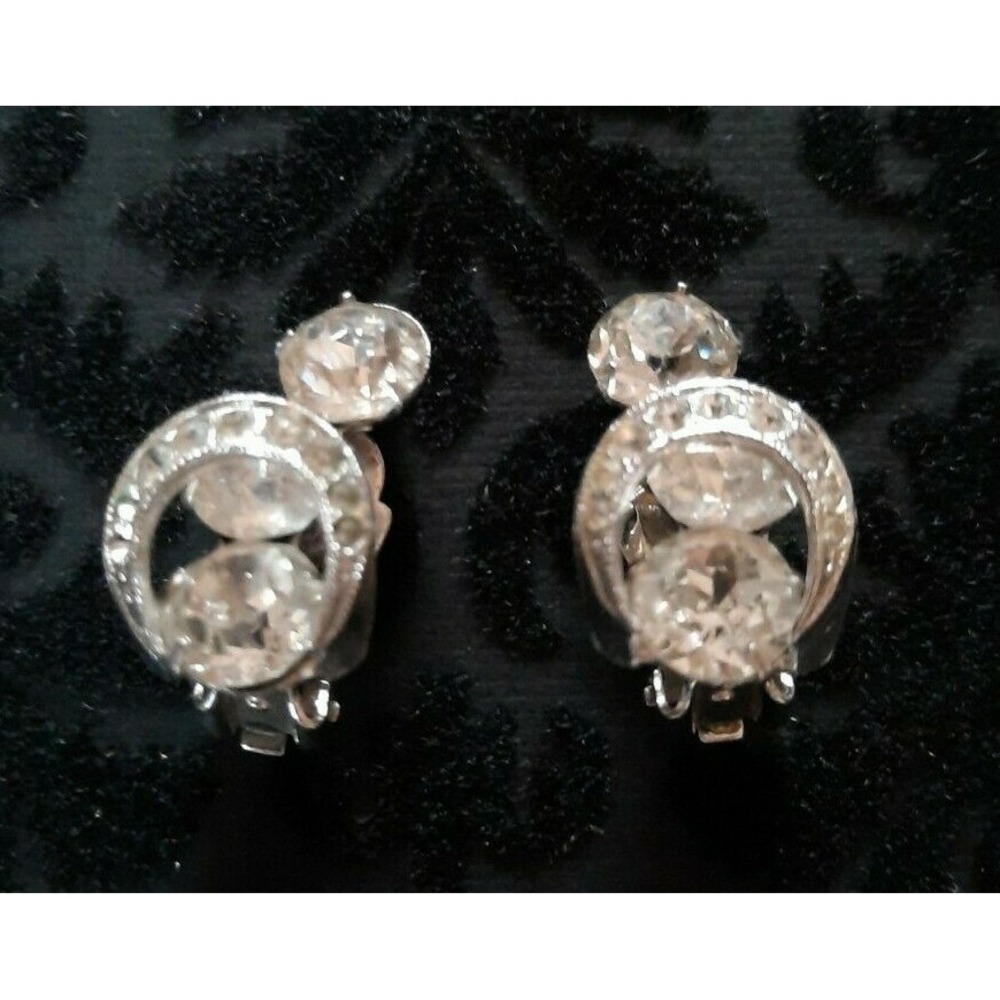 EISENBERG Vintage Sparkling Crescent Clear Rhinestone Clip On Earrings Signed